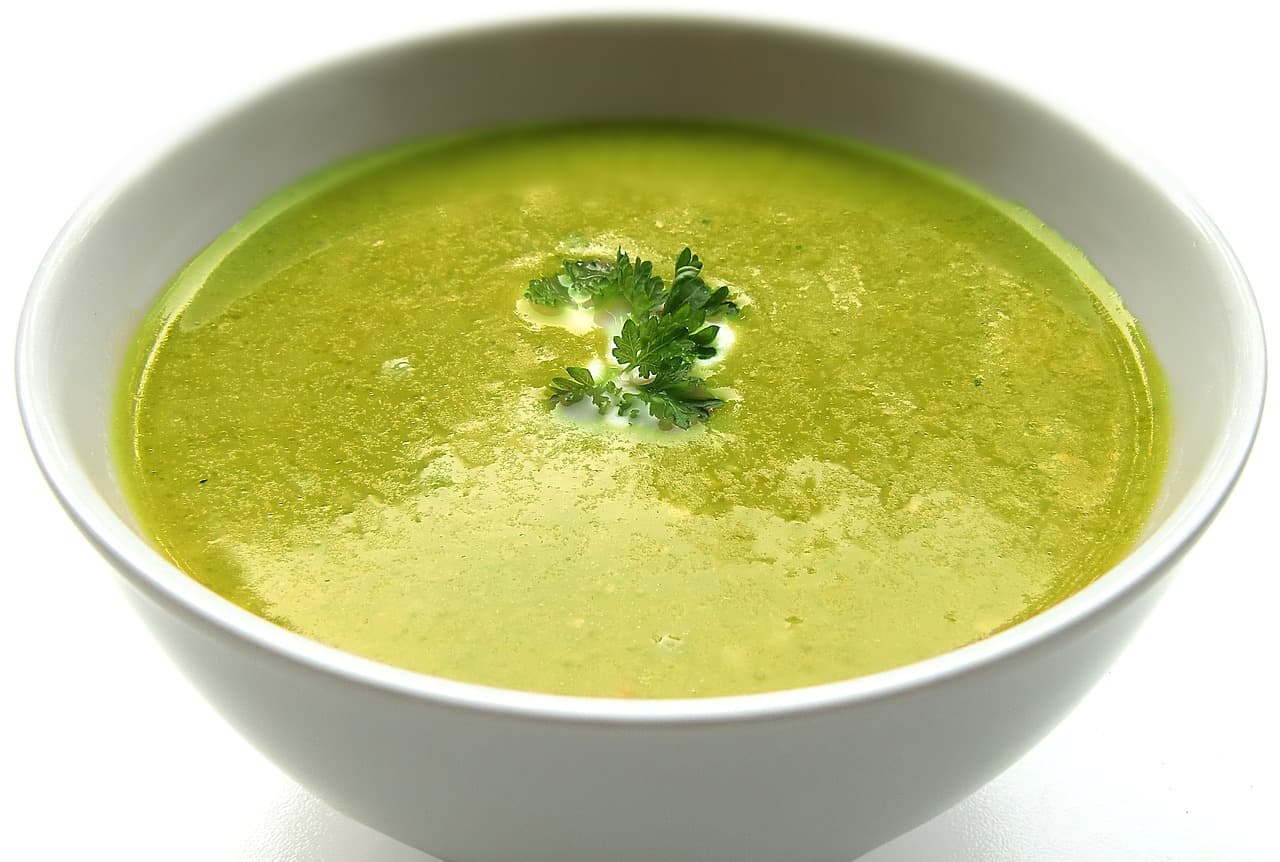 Healthy Cream of Broccoli Soup: Easy 25-Minute Recipe (No Cream!)
